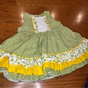 Green and Yellow Gingham Dress Marie Nicole size 2 years floral and lace